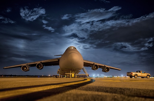 Come spedire un pacco via aerea