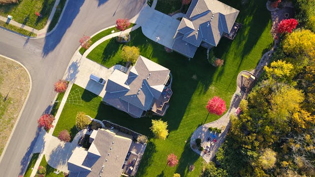Come spedire un pacco da casa: guida semplice e veloce