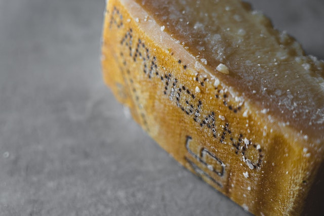 Posso spedire parmigiano negli Stati Uniti?