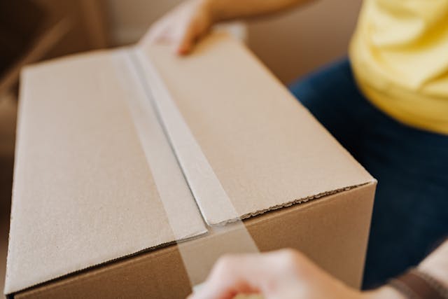 Come spedire un pacco con ritiro a casa